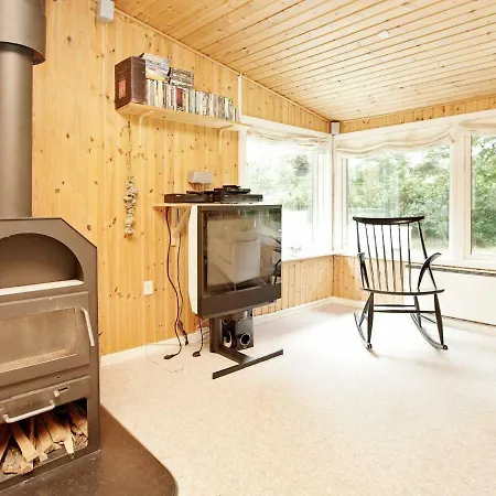 Three-bedroom Holiday In 29 * Oksbol (Syddanmark)